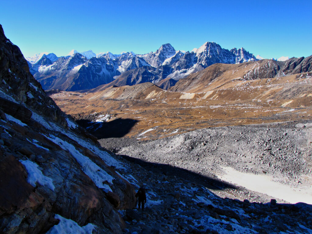 Cho-La Pass Trek