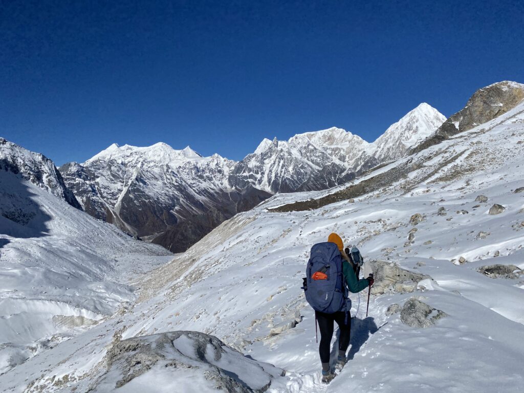 climbing in nepal