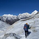 climbing in nepal