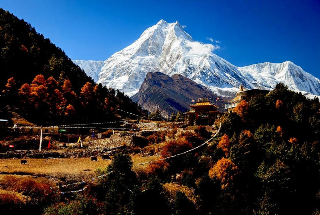 Manaslu Circuit Trek