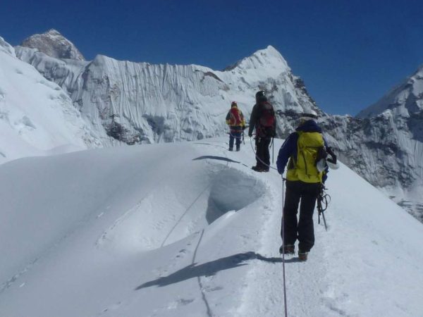 island peak climbing